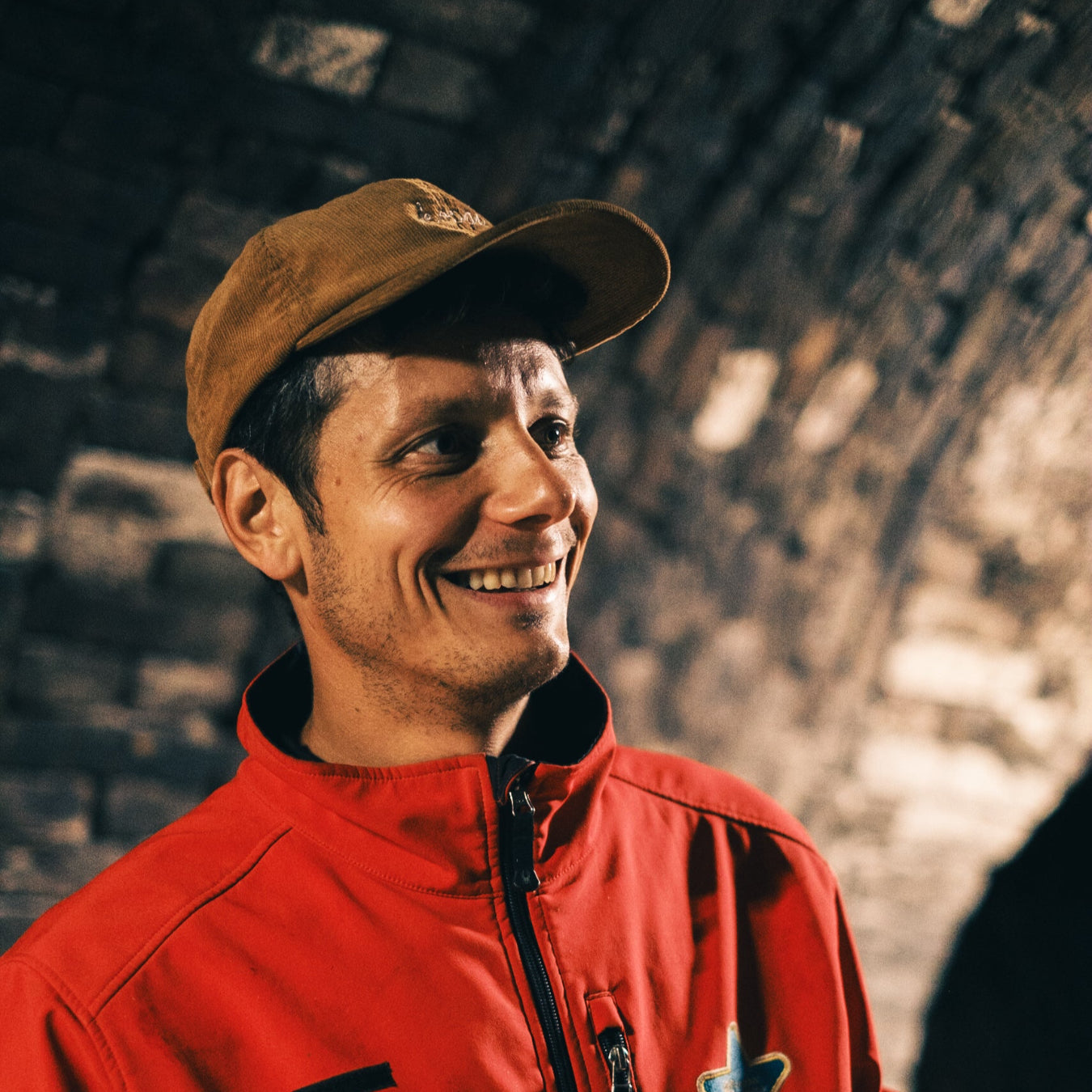 Galán Géza丨Vaskapu